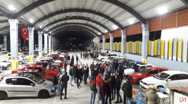 MODİFİYELİ ARAÇ TUTKUNLARI BİGA'DA TOPLANDI