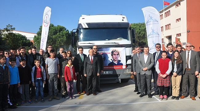 "Biga'dan Halep'e Yol Açıyoruz" Kampanyasının 3. Yardım Tırı Yola Çıktı