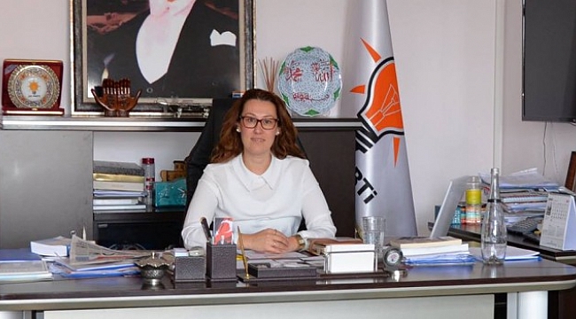 AK Parti Çanakkale İl Başkanı Yeşim Karadağ Mevlit Kandili mesajı yayınladı