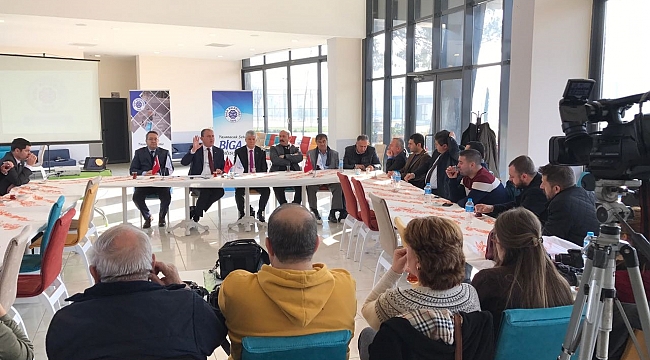 Başkan Işık, yıllık değerlendirme toplantısında eleştirileri de yanıtladı