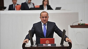 Bu Millet Onlara Pabuç Bırakmayacak