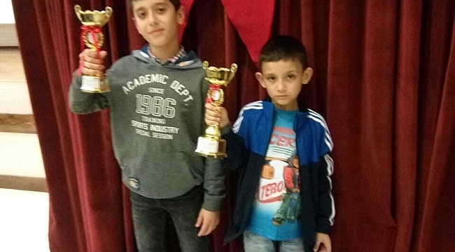 Çanakkale Belediyespor Satranç Takımından 2 Kupa Birden