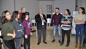 Gençlere Demokrasi Ve İnsan Hakları Eğitimi…