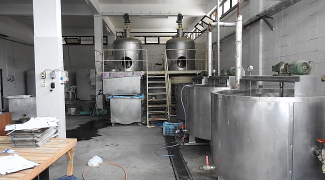 Kaçak alkol operasyonunda 90 ton kaçak şarap ele geçirildi