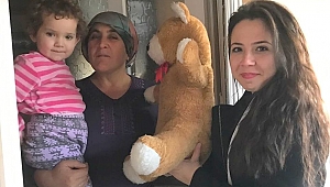 Köy köy oyuncak dağıtıyorlar