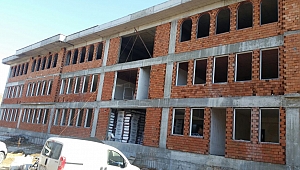 Merkez Turgut Reis Ortaokulu Yapım Çalışmaları Son Hızla Devam Ediyor