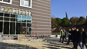 Rektör Acer, Tıp Fakültesi Hastanesi İnşaatında İncelemelerde Bulundu