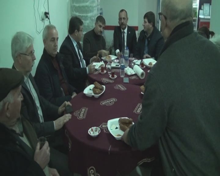 Arı Yetiştiricilerinden Ballı Pişi Gecesi