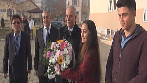 Başkan Gökhan, Okul Ziyaretlerini Sürdürüyor