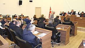 Başkan Işık yine yanıtladı: "20 milyon liranın üzerinde borçla devraldık"