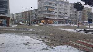 Çanakkale'de Karlı Cumartesi böyle geçti