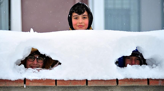 Çanakkale'de yarın için de okulların tatil edildiği açıklandı