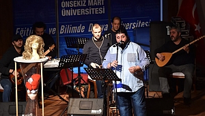 "Efendisi Olmayan Kadınlar" İsimli Müzikli Gösteri Çanakkale'de Sahnelendi