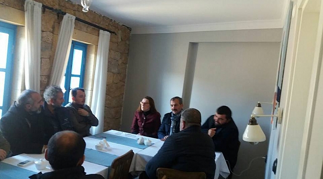 Karadağ Bozcaada'da temaslarda bulundu