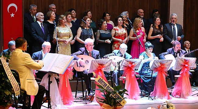 Kepez Belediyesi Berceste TSM Korosu konser verdi