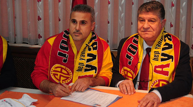 "Papen Mustafa" Ayvacık Belediyespor'da