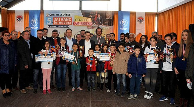 5. Satranç Turnuvalarında Ödüller Sahiplerini Buldu