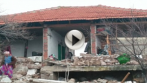 Deprem Anı Kameralara Böyle Yansıdı!