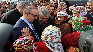 Depremzedeler Nisan ayında evlerine kavuşacak