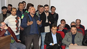 "Pazarcı buradaki herkes Ak partili" dedi. Başkan Işık'ı tehdit etti.