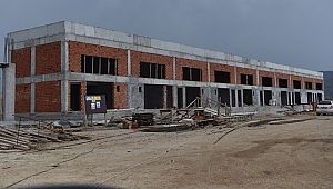 Yeni Hal Binasında Çalışmalar Sürüyor