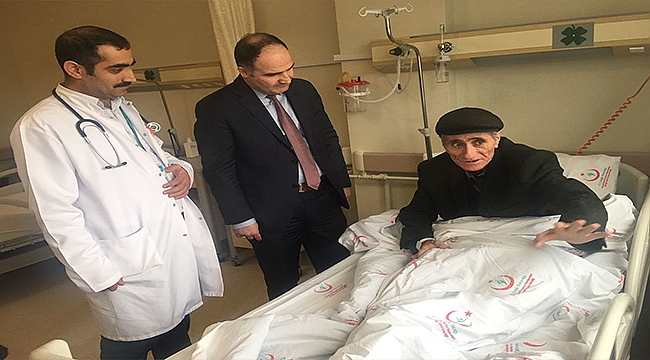 Yeşildağ, depremzede hastaları ziyaret etti.