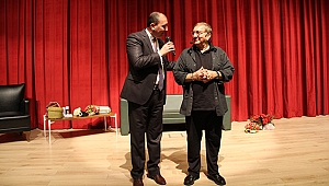 Ali Poyrazoğlu'ndan Biga Atatürk Kültür Merkezi övgüsü