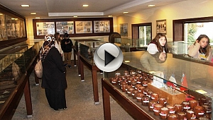 Bakkal dükkanını müze yaptı