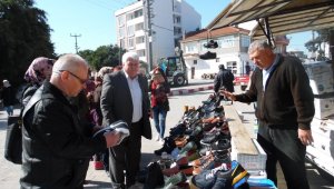 Başkan Ulaş esnafın kandilini tebrik etti