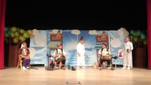 Biga'da tiyatro gösterisi