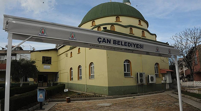 Çan Belediyesi İlçedeki Camileri tente ile donatıyor