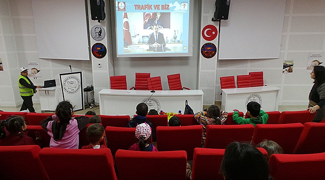 Çan'da öğrencilere trafik ve çevre dersi eğitim semineri verildi