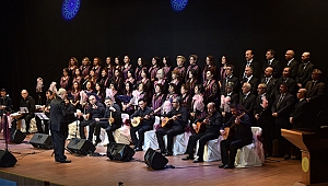 Çanakkale Belediyesi Türk Halk Müziği Korosu'ndan "Yeni Yıla Merhaba" Konseri...