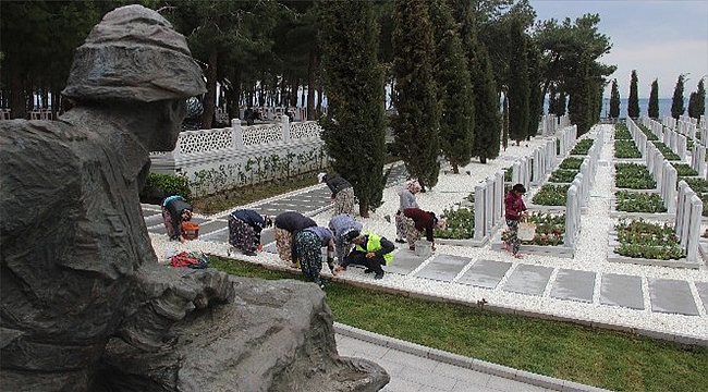 Çanakkale Deniz Zaferi'nin 102'nci yılına hazırlanıyor