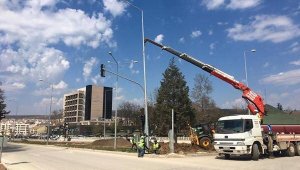 Çevre yolu ışıklandırmaları yenileniyor