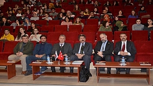 ÇOMÜ'de Mehmet Akif Ersoy ve Eseri konulu konferans düzenlendi