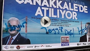 Cumhurbaşkanı'nın Olduğu Afişe "Hayır" Yazdılar...