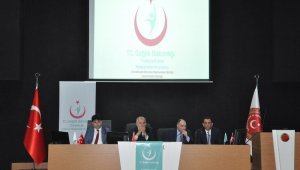 Genel Sekreter Yeşildağ, hekimlerle bir araya geldi