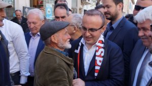 Grup başkanvekili Turan Lapseki'de seçim bürosu açılışına katıldı