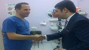 Halkla ilişkiler öğrencileri tıp bayramında sağlık çalışanlarını unutmadı