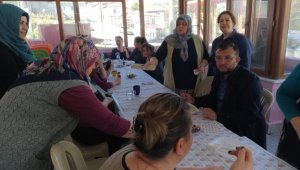 Kangırlılı kadınlardan Umurbey Belediyesi bilgi evine ziyaret