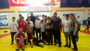 Minderde Umurbey rüzgarı esti