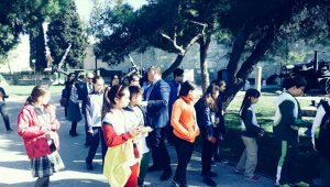 Öğrenciler Çanakkale'nin şifrelerini çözüyor