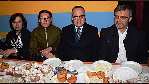 Turan Esenler Mahalle Sakinleri İle Bir Araya Geldi