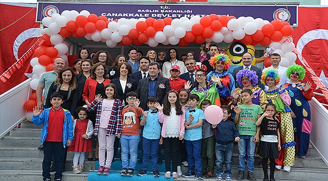 23 Nisan da hastanede yatan çocuklar unutulmadı