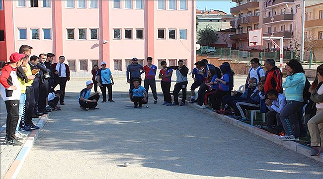 Çan´da İlçeler arası Bocce turnuvası