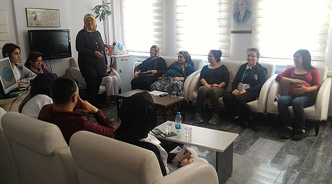 Çanakkale Devlet Hastanesi "Anne adaylarını gebe bilgilendirme sınıfına bekliyor