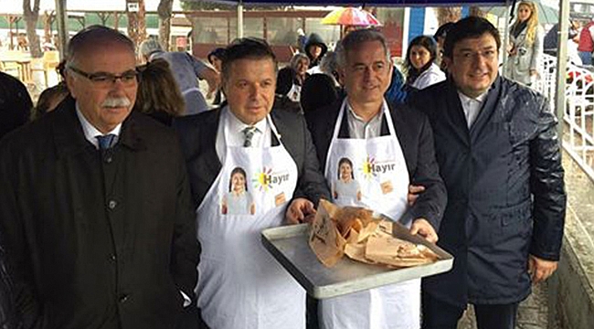 Cuma pazarında hayır lokması dağıtıldı