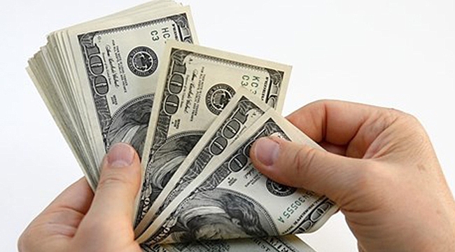 Dolar düşmeye devam ediyor