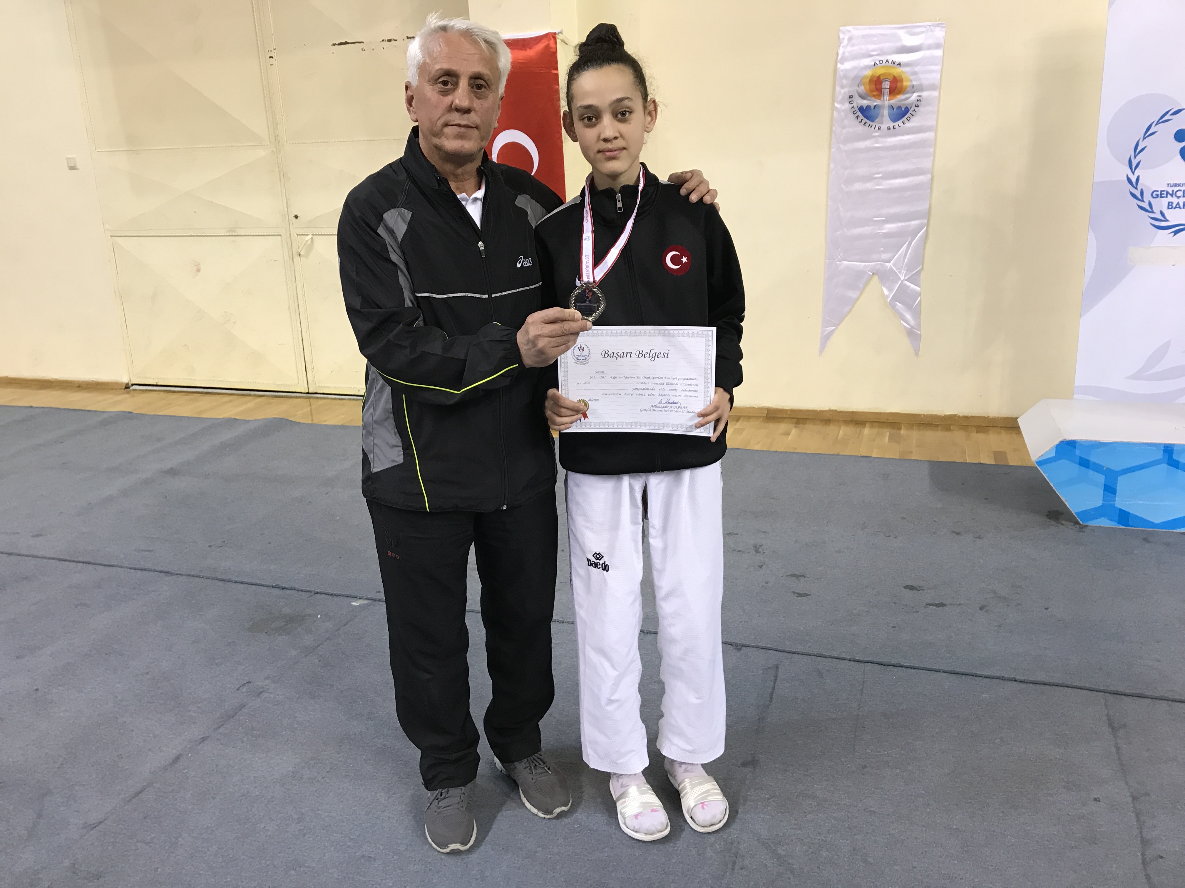 Emine Gökdoğan, Taekwondo şampiyonasında Türkiye 2.'si oldu